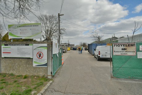 Ne tegye a kuka mellé a szemetet - INGYEN leadhatja a fehérvári hulladékudvarokban!